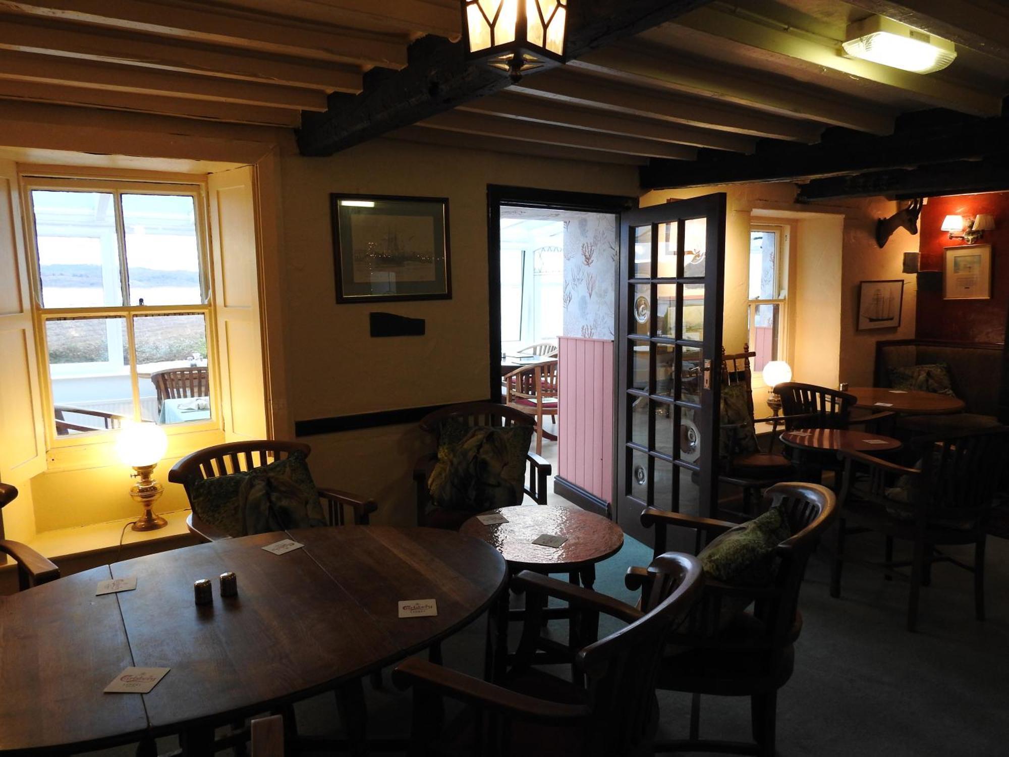 The Bay Horse Hotel And Restaurant Ulverston Extérieur photo