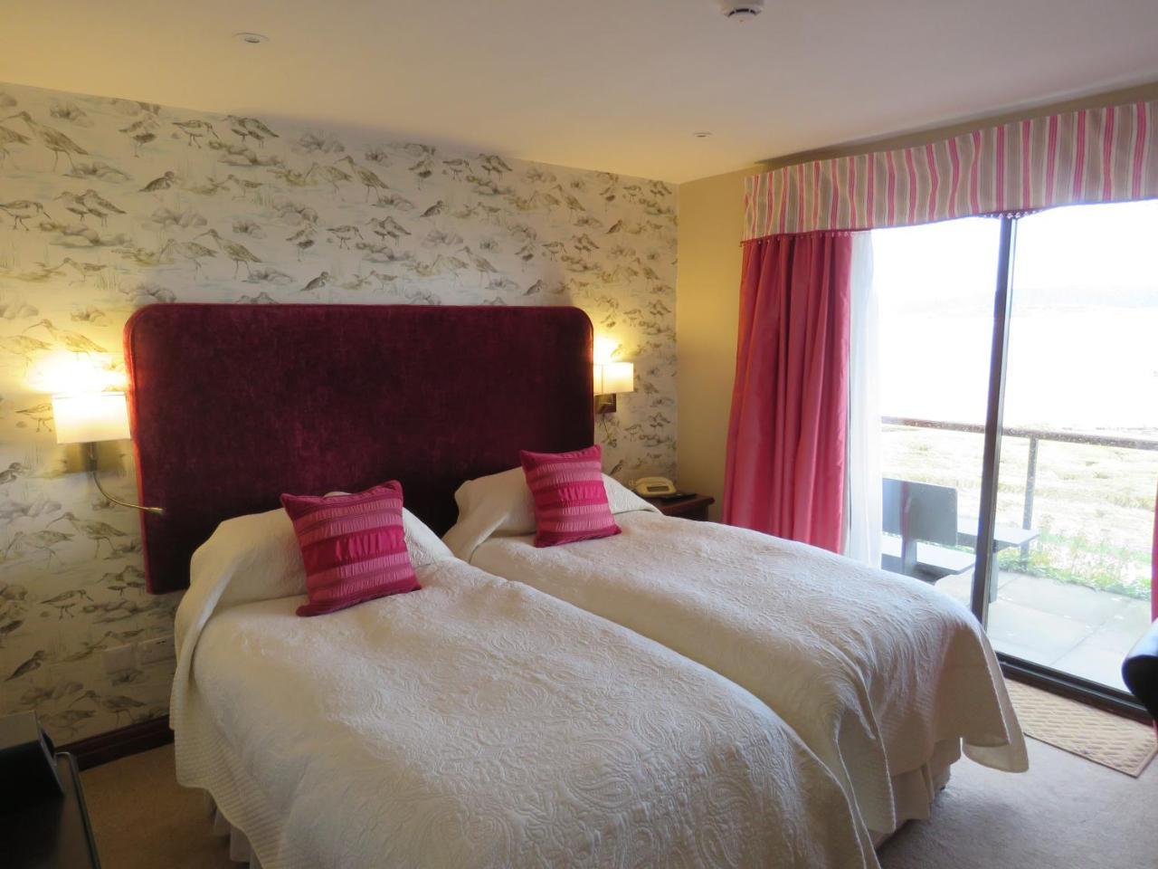 The Bay Horse Hotel And Restaurant Ulverston Extérieur photo